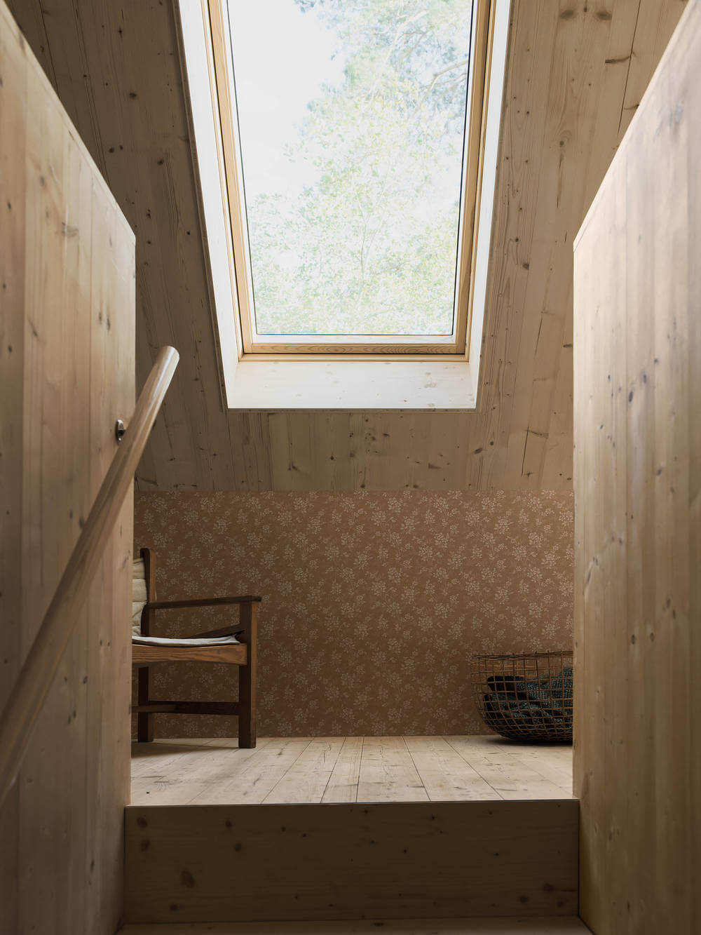 Boråstapeter Woodland Hip Rose 4726