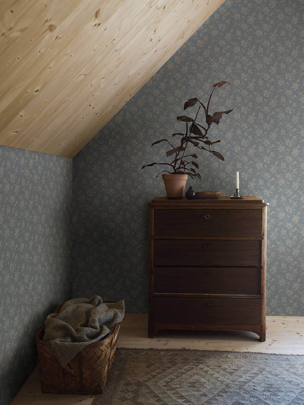 Boråstapeter Woodland Hip Rose 4728