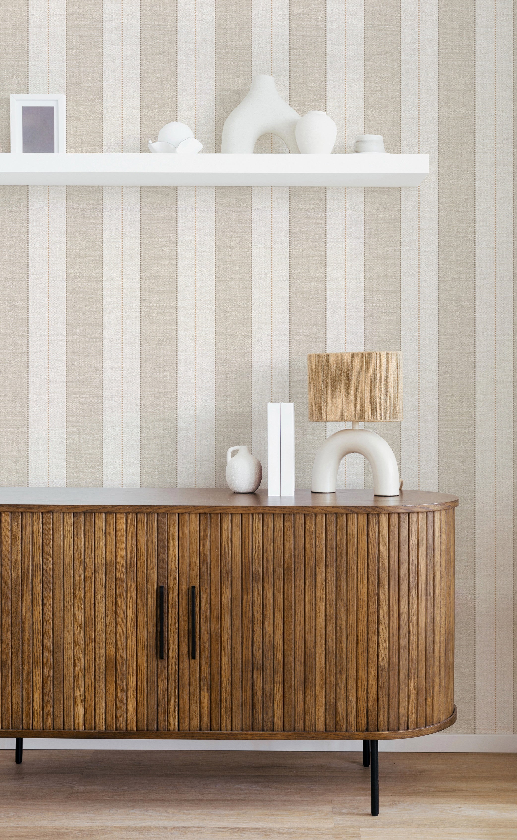 Hookedonwalls Stripes & Stripes Serena 90781