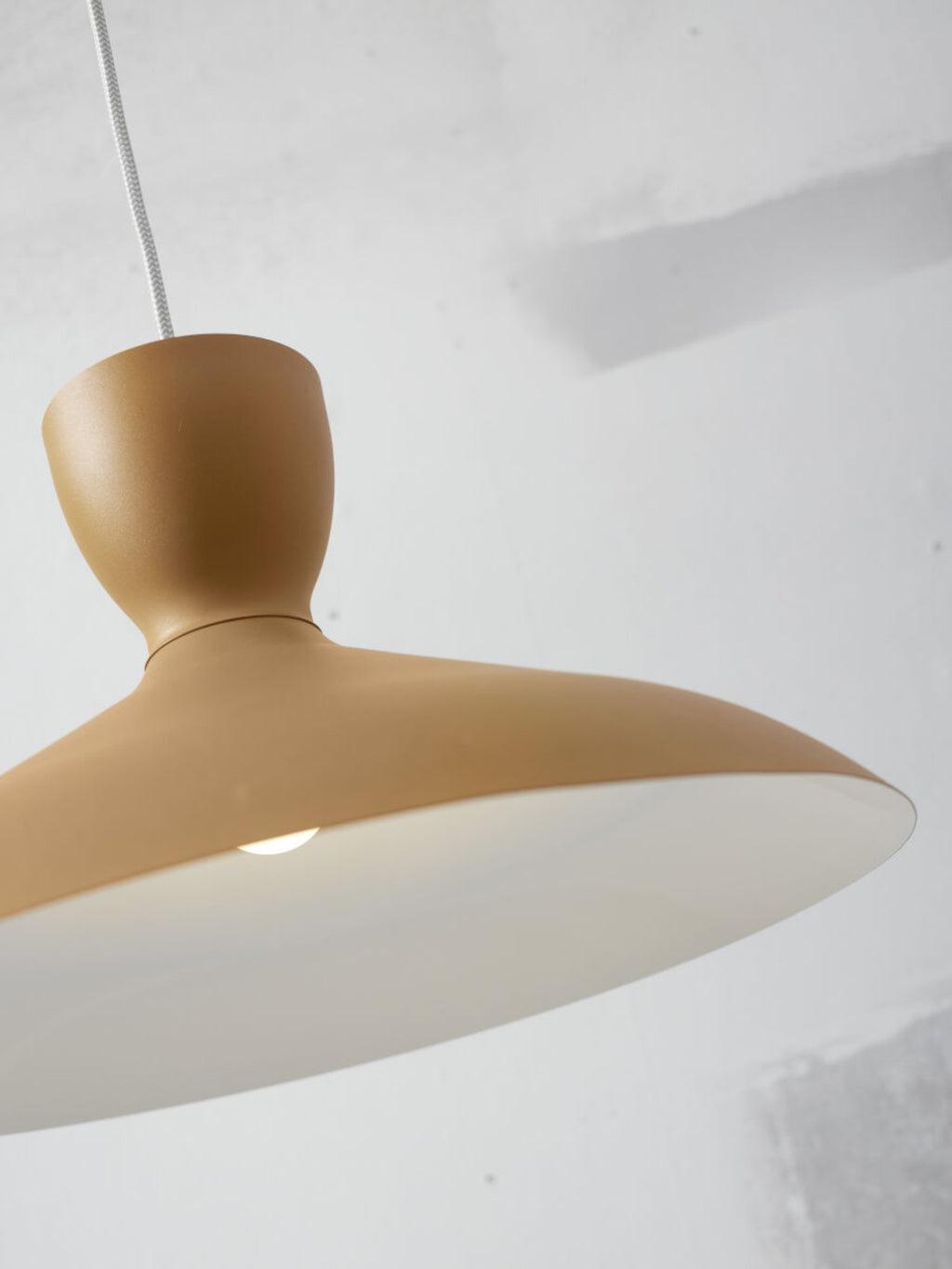 it's about RoMi Hanglamp Hanover - Mosterd