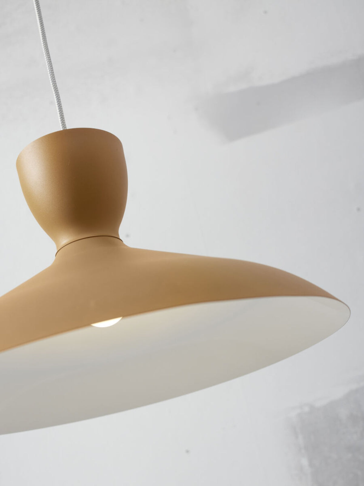 it's about RoMi Hanglamp Hanover - Mosterd