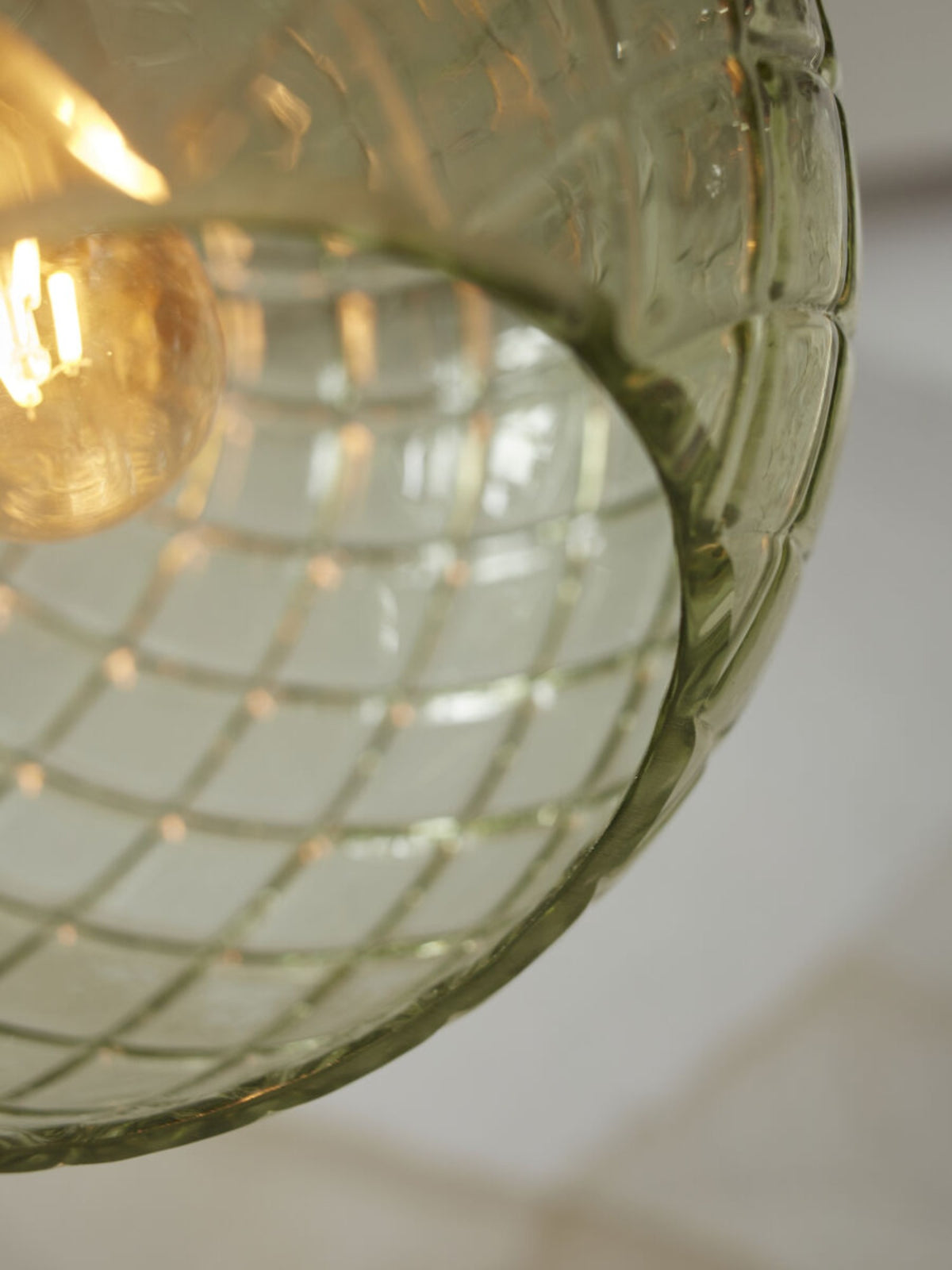 it's about RoMi Hanglamp Venice Bol - Groen - Goud