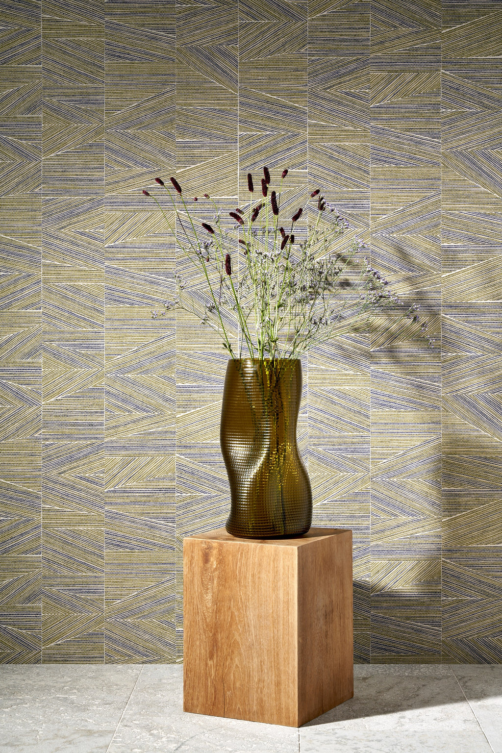 product_arte_essentials-totem_18932_roomshot.jpg