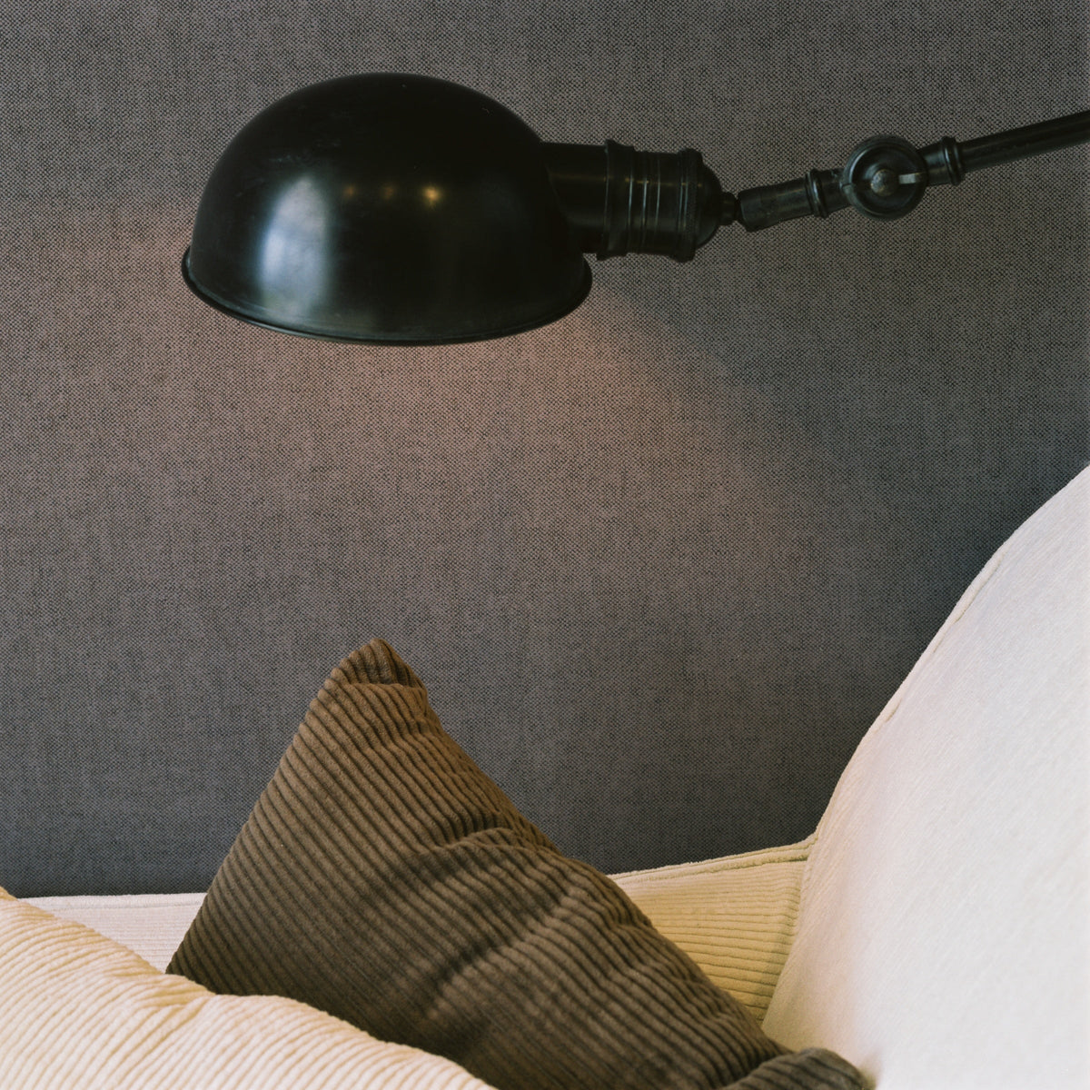 product_arte_flamant-the-wallpaper-collection_40024_roomshot_2.jpg