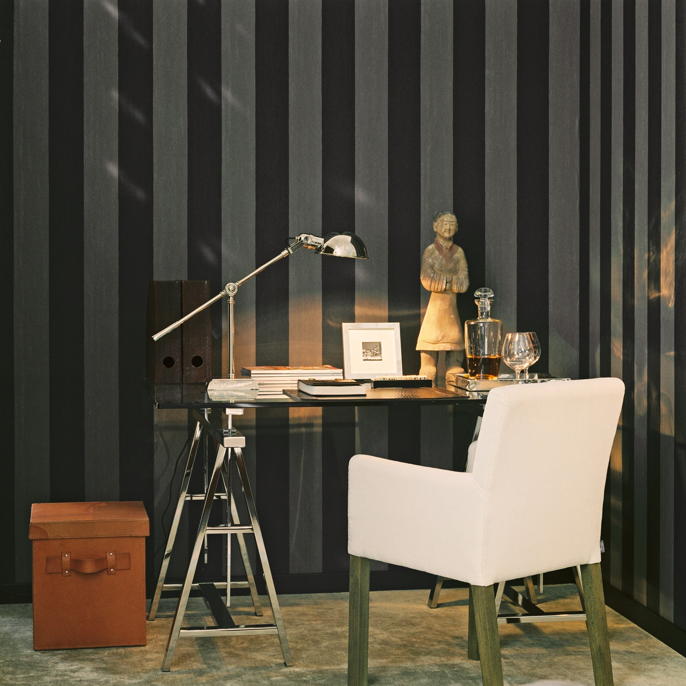 product_arte_flamant-the-wallpaper-collection_40040_roomshot_1.jpg