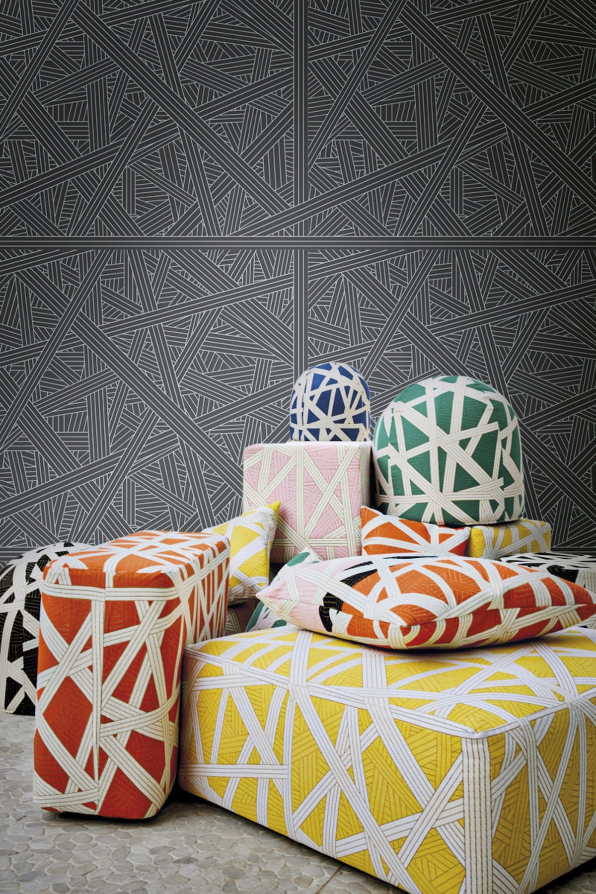 Arte Missoni Home 05 Nastri 10564 behang in interieur