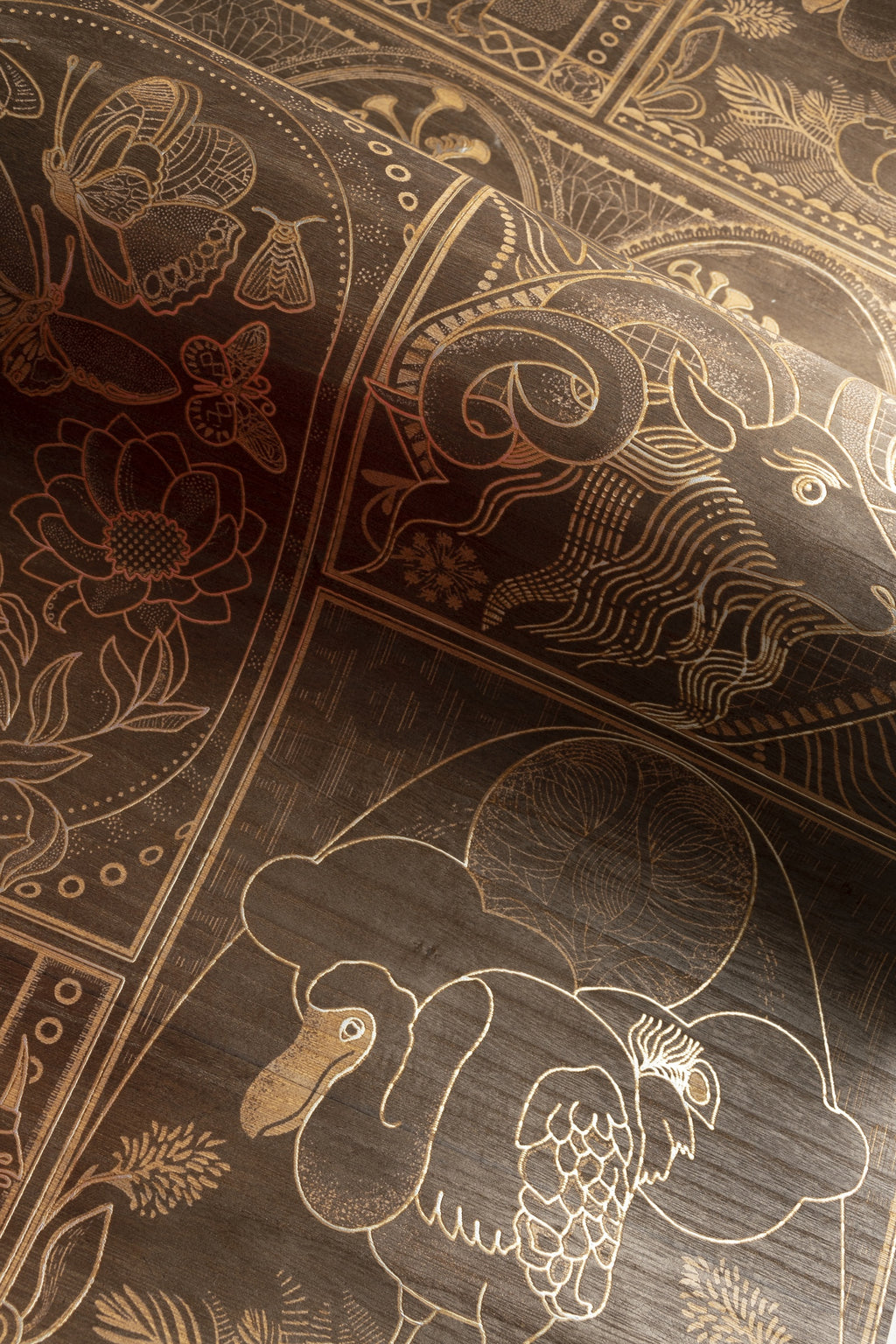 product_arte_moooi-wallcovering-memento-moooi_mo4042_mood_2.jpg