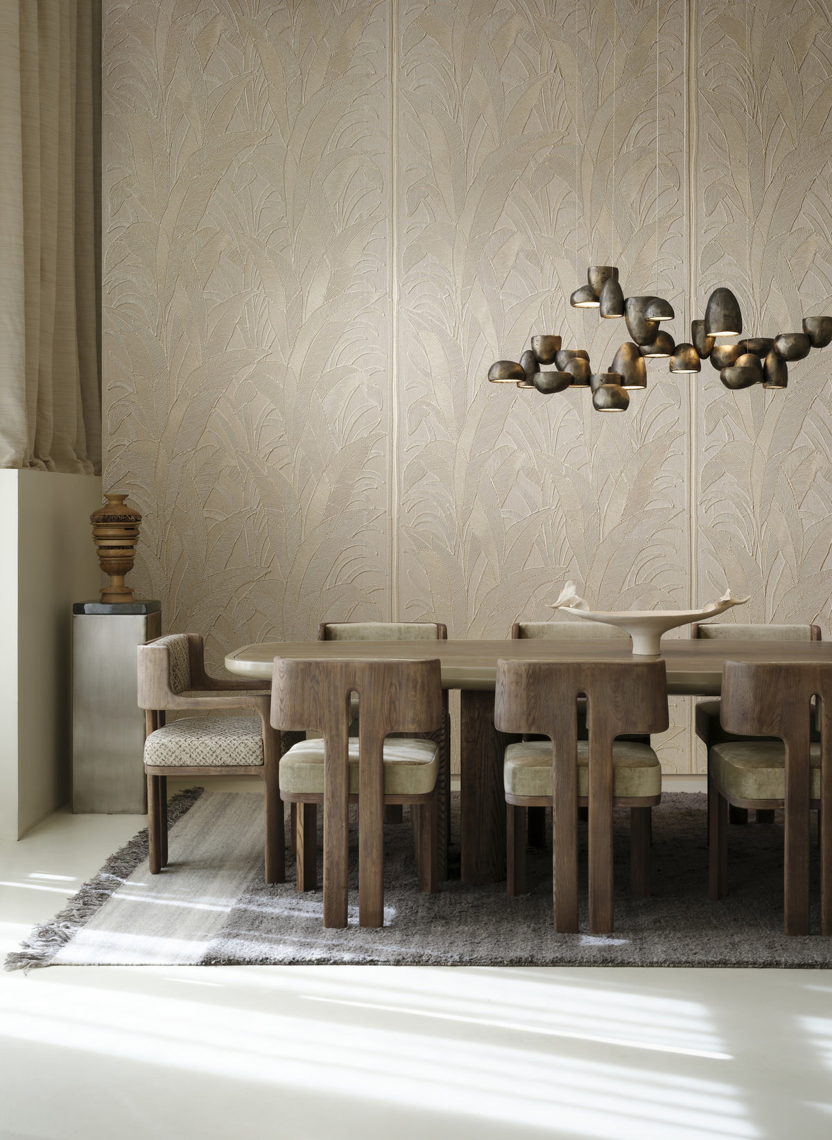 Arte Mysuru Aranya 35440 Champagne behang in interieur