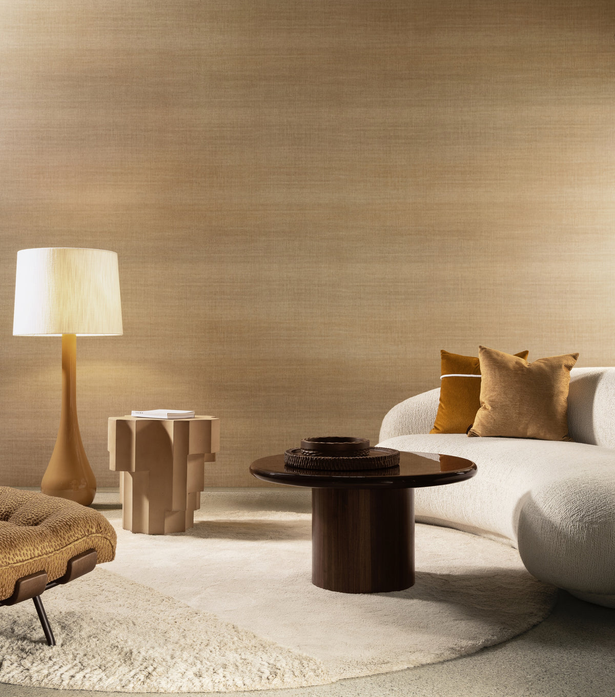 Arte Ombré Rise 32324 Cognac behang in interieur