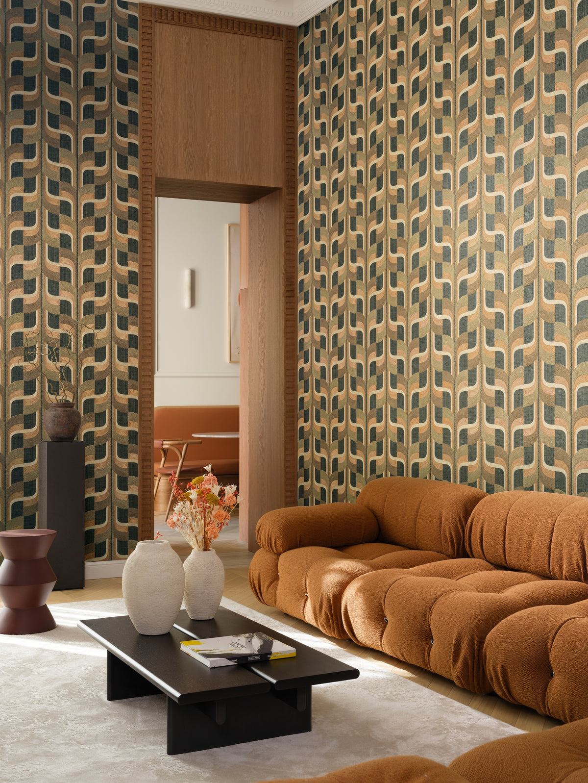 Arte Senah Filara 55150 Mossy Loom behang in interieur