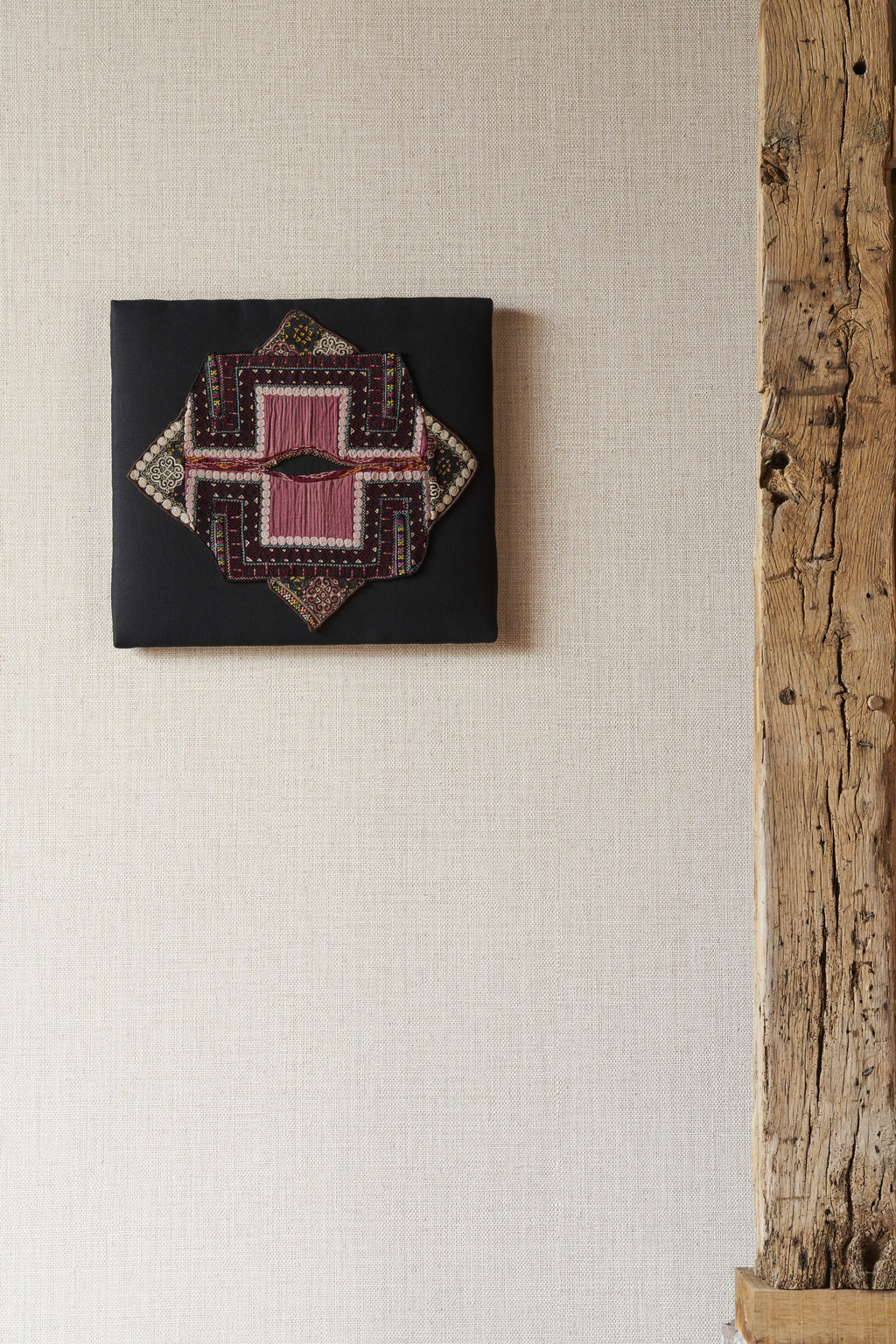 product_arte_textura_49510a_roomshot.jpg