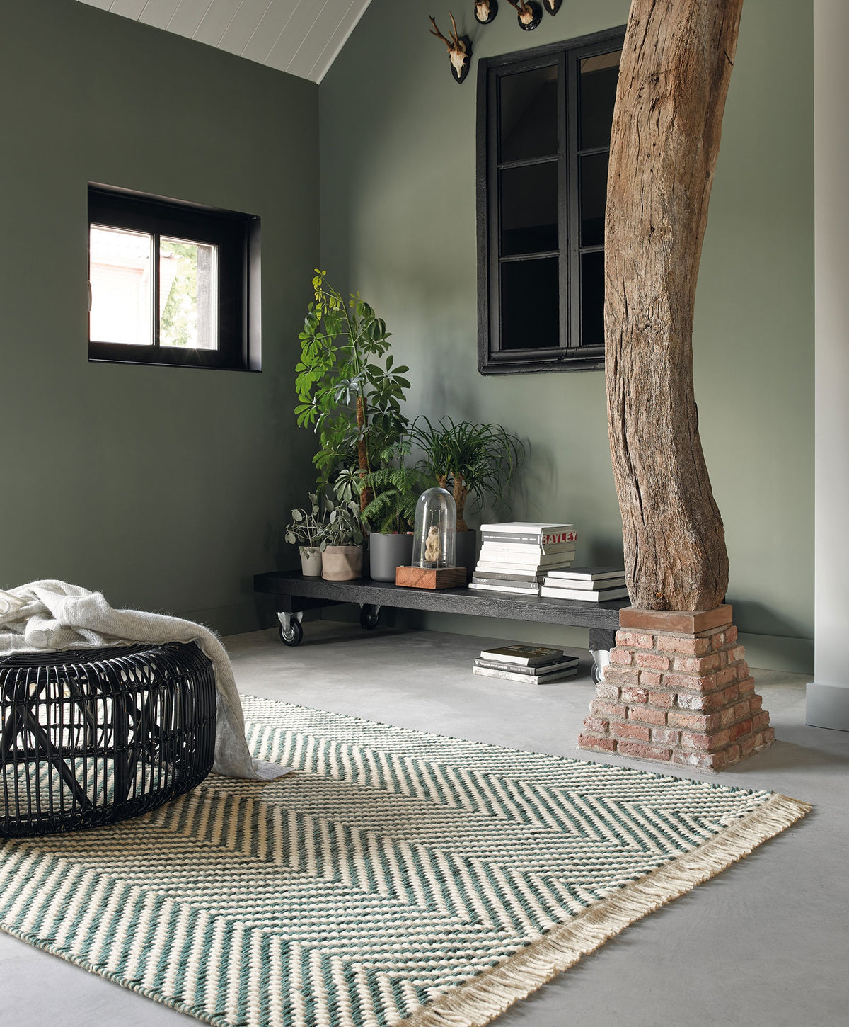 Brink & Campman Atelier Twill Mineral vloerkleed in een interieur