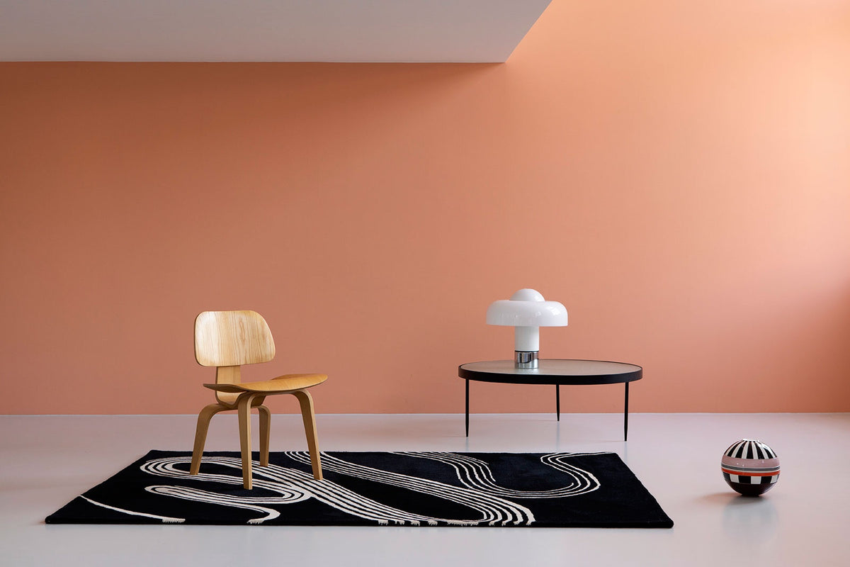 Brink & Campman Decor Flow Caviar vloerkleed in een interieur