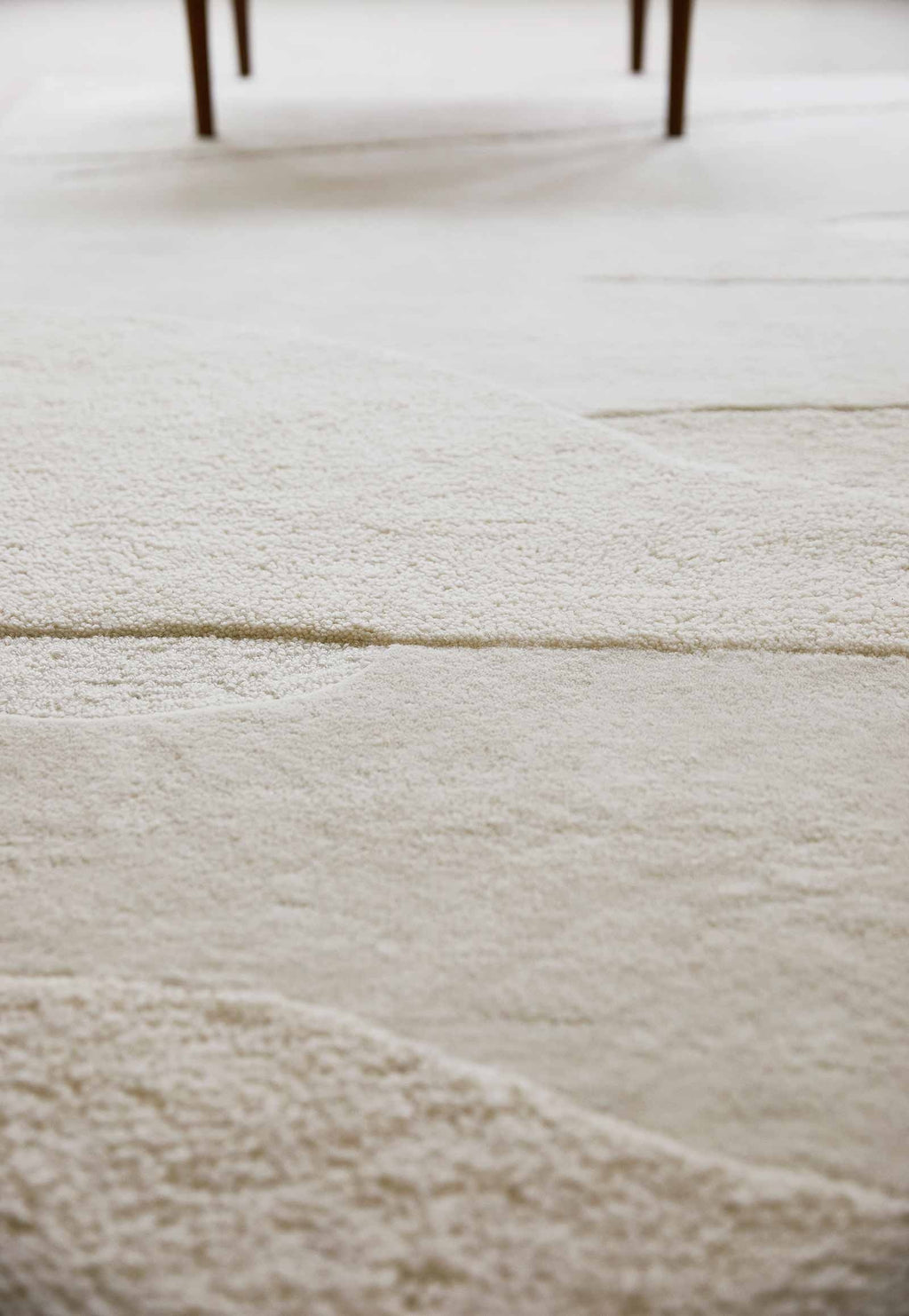 Brink & Campman Decor Scape Woolwhite vloerkleed in een interieur