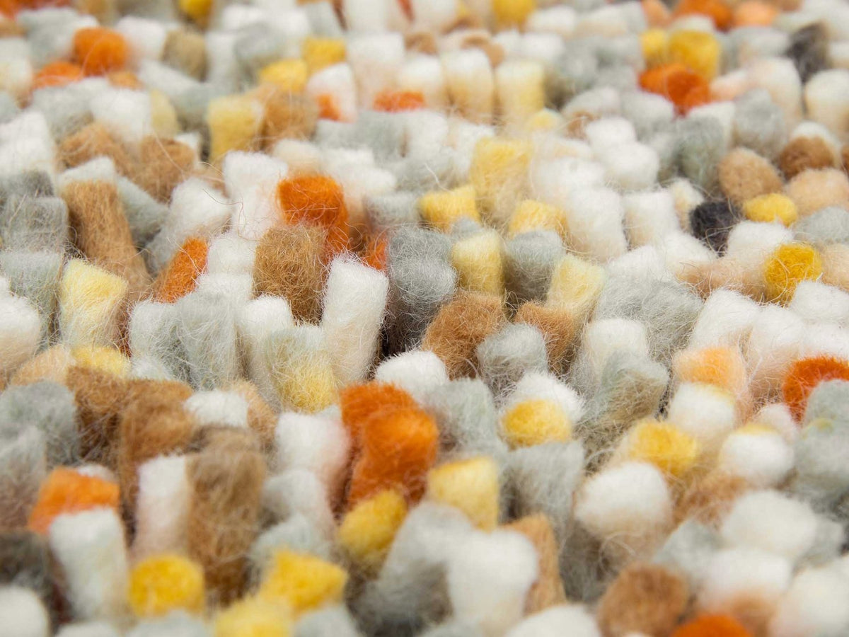 Brink & Campman Dots Calendula vloerkleed close-up van de structuur