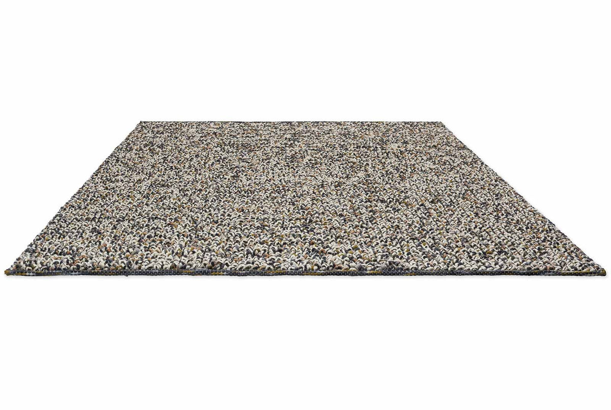 Brink & Campman Marble Carbon vloerkleed schuin van boven
