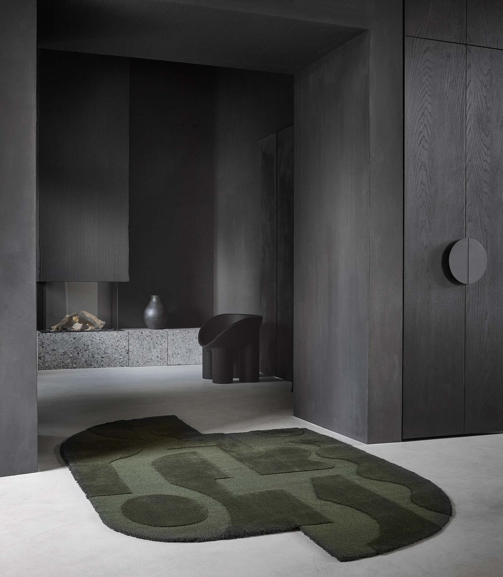 Brink & Campman Mural Form Forest vloerkleed in een interieur