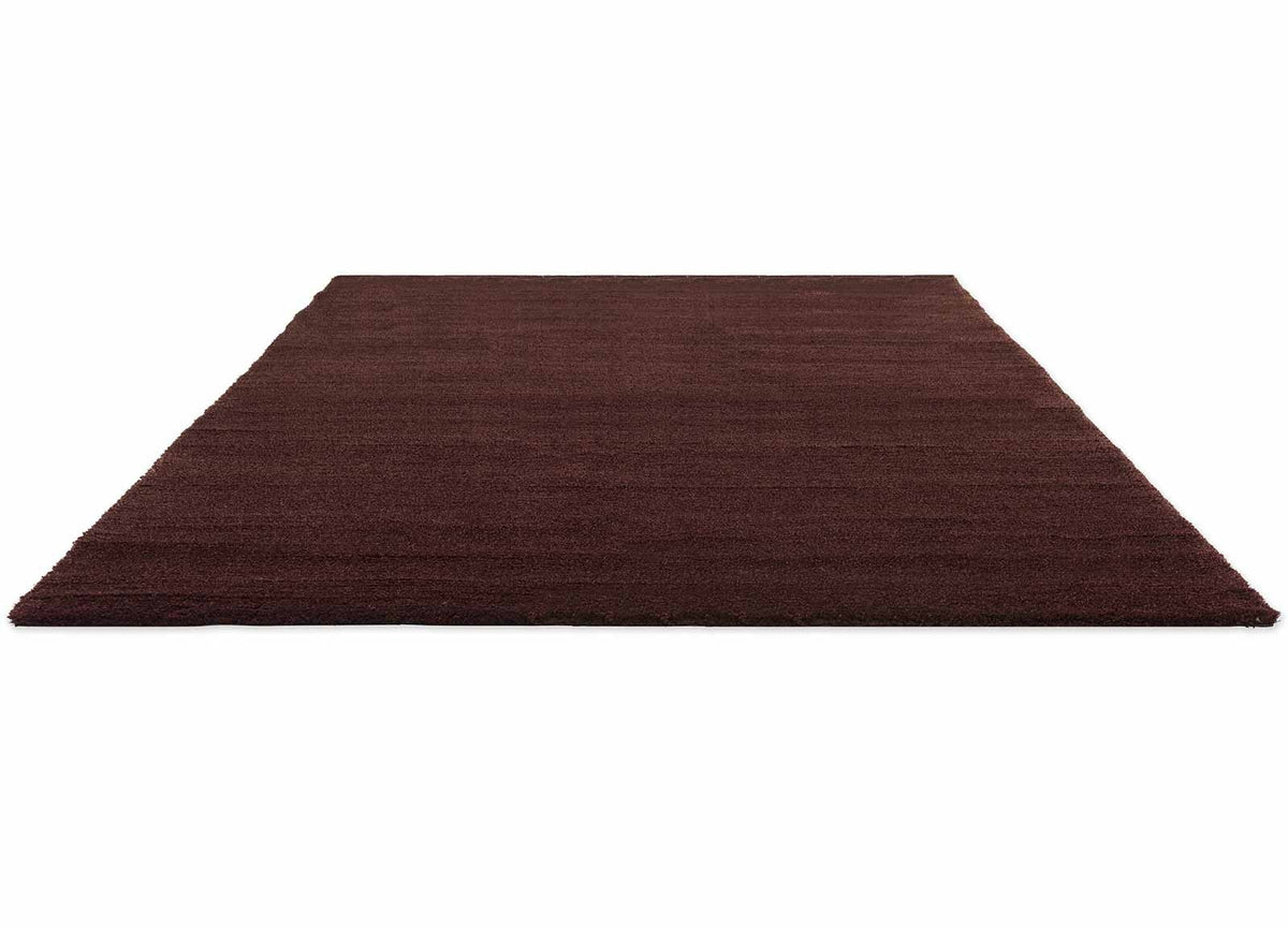 Brink & Campman Shade Low Plum/Fig vloerkleed schuin van boven