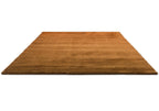 Brink & Campman Shade Low Umber/Tobacco vloerkleed schuin van boven