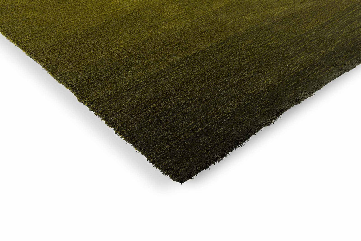 Brink & Campman Shade Low Olive/Deep Forest vloerkleed hoek en rand