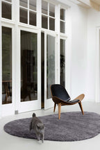 Brink & Campman Twinset Urban Graphite vloerkleed in een interieur