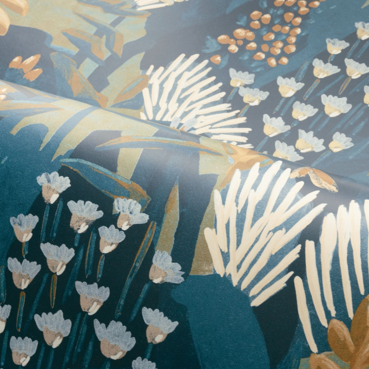 Casamance behang Jardin Félicia Erica 76570406 detail