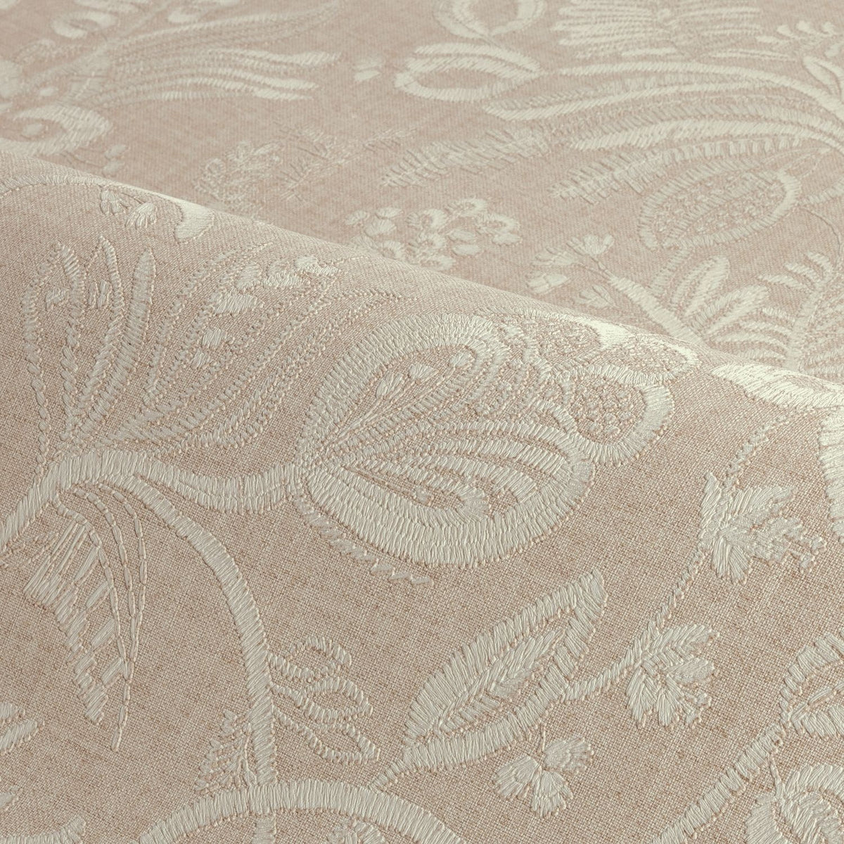 Casamance behang Broderies Pastel 76960202 detail