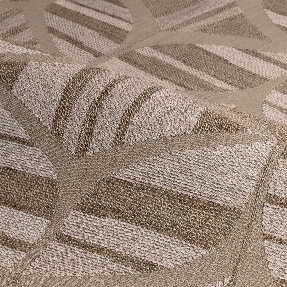 Casamance behang Broderies Filandra 76982446 detail