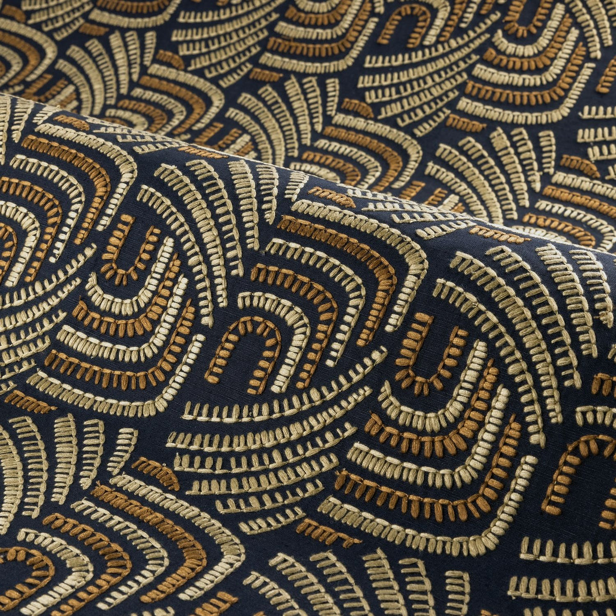 Casamance behang Mimbeau Piquey 77020301 detail