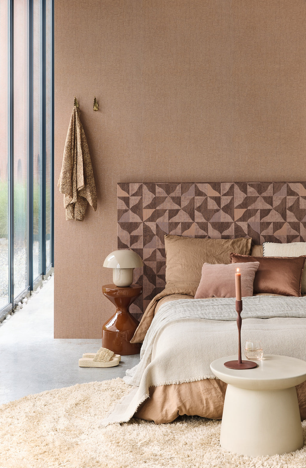 Eijffinger behang Sensory 340337 headboard in interieur
