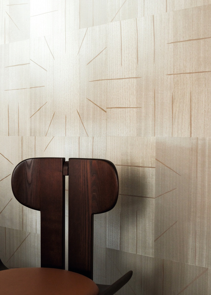 Élitis Marqueteries Le Roi Soleil RM 1038 03 in een sfeervol interieur