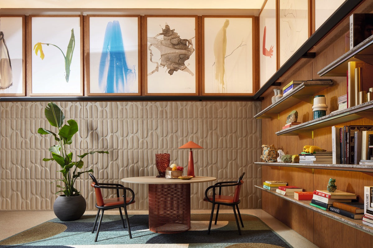 Élitis Forms Twisted suédine RM 1052 04 in een sfeervol interieur