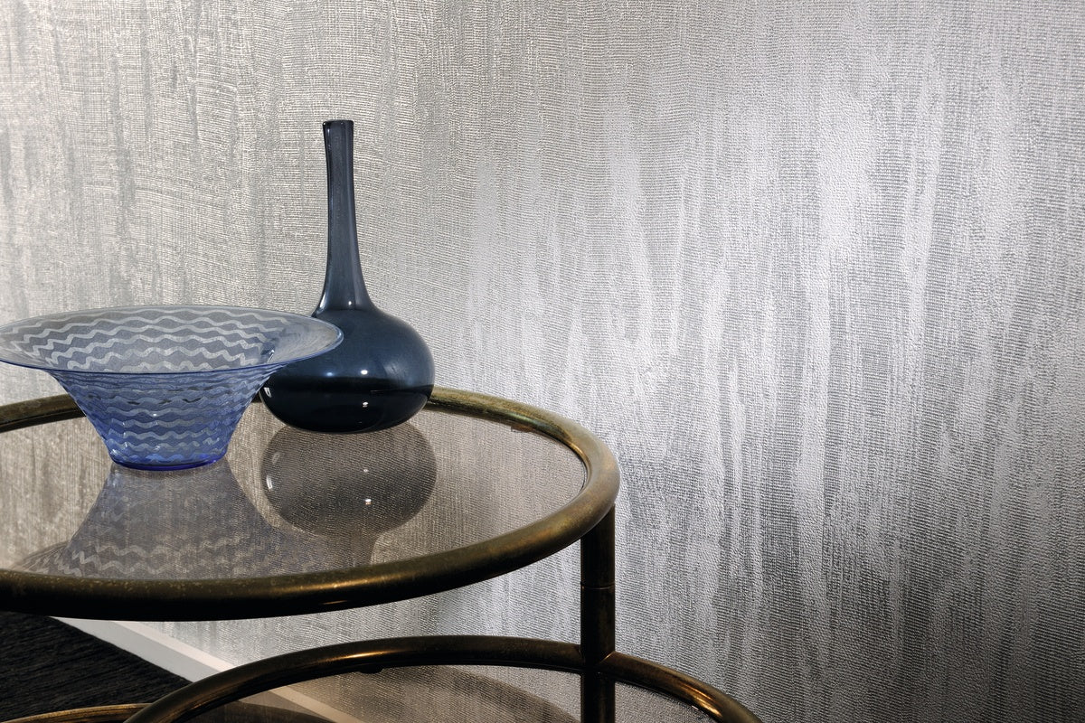 Élitis Opening Belitung Metallic VP 724 01 in een sfeervol interieur