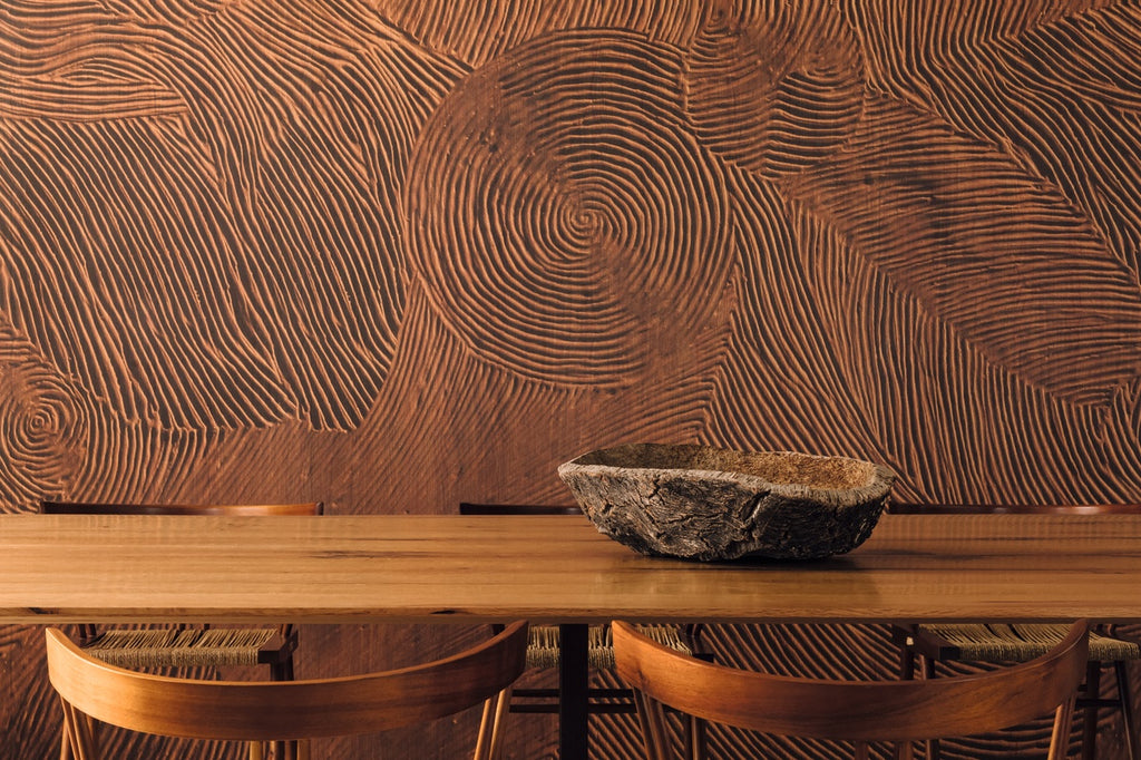 Élitis Bois Sculpté Nuit Cinétique VP 939 01 in een sfeervol interieur