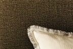 Élitis Lins Brodés Lin VP 953 10 in een sfeervol interieur