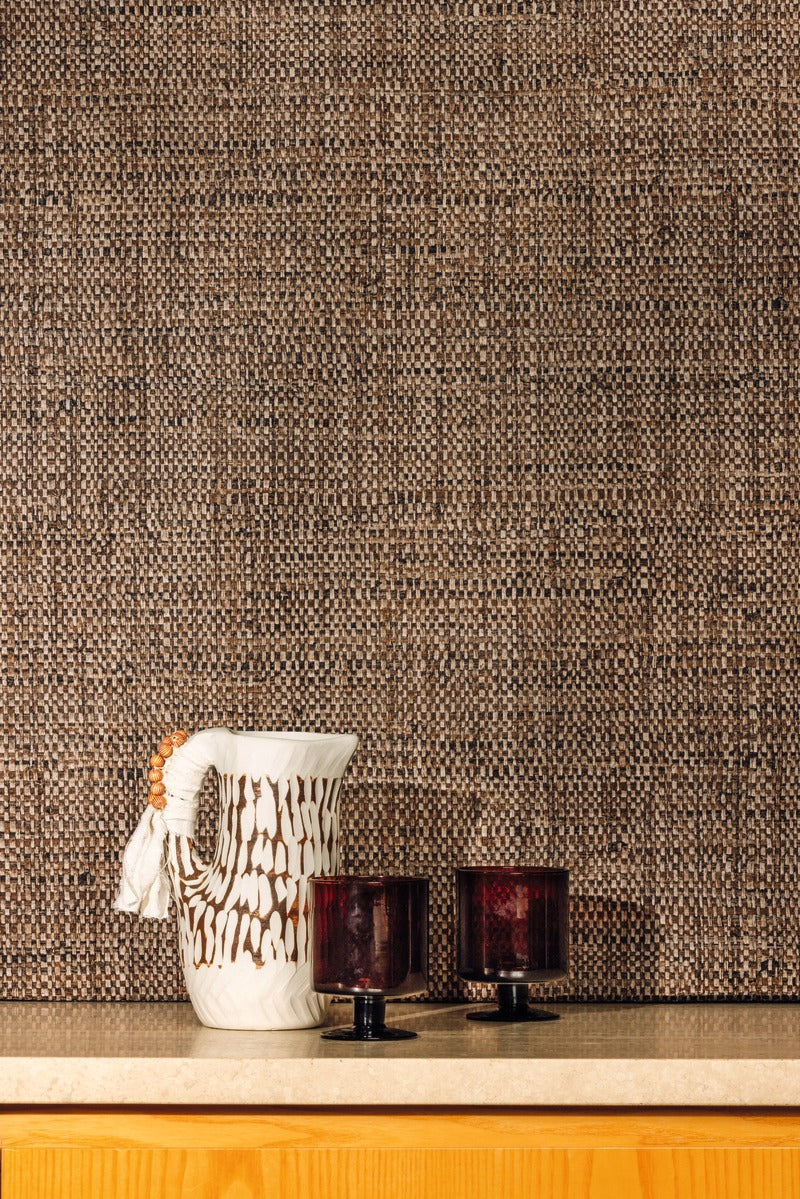 Élitis Matières Végétales Raphia VP 986 75 in een sfeervol interieur