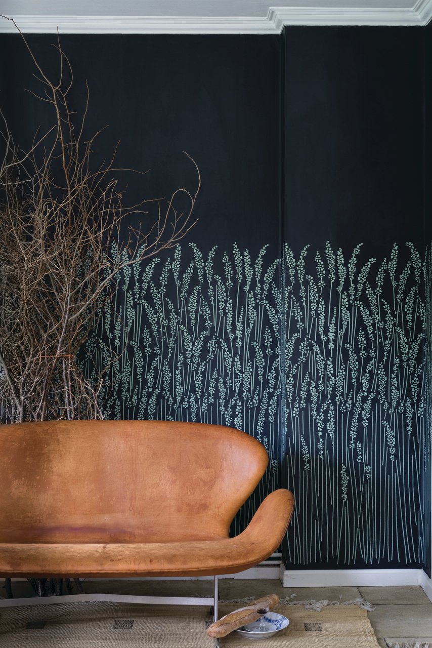 Farrow & Ball Feather Grass 5106 behang sfeerbeeld