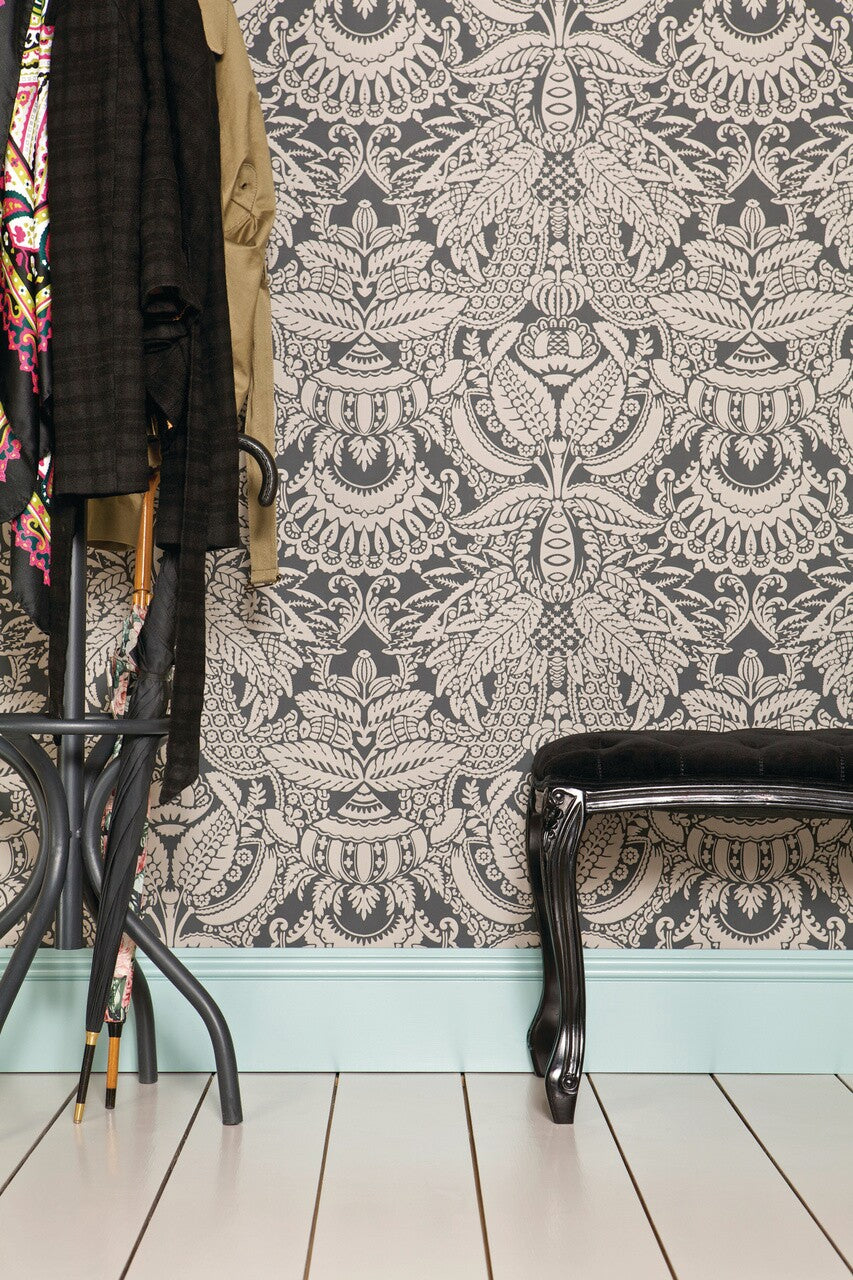 Farrow & Ball Orangerie BP 2503 behang in een woonkamer