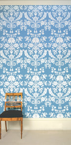 Farrow & Ball St Antoine BP 947 behang in een woonkamer