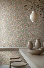 Hookedonwalls Promenade Garden 20247 behang sfeerbeeld