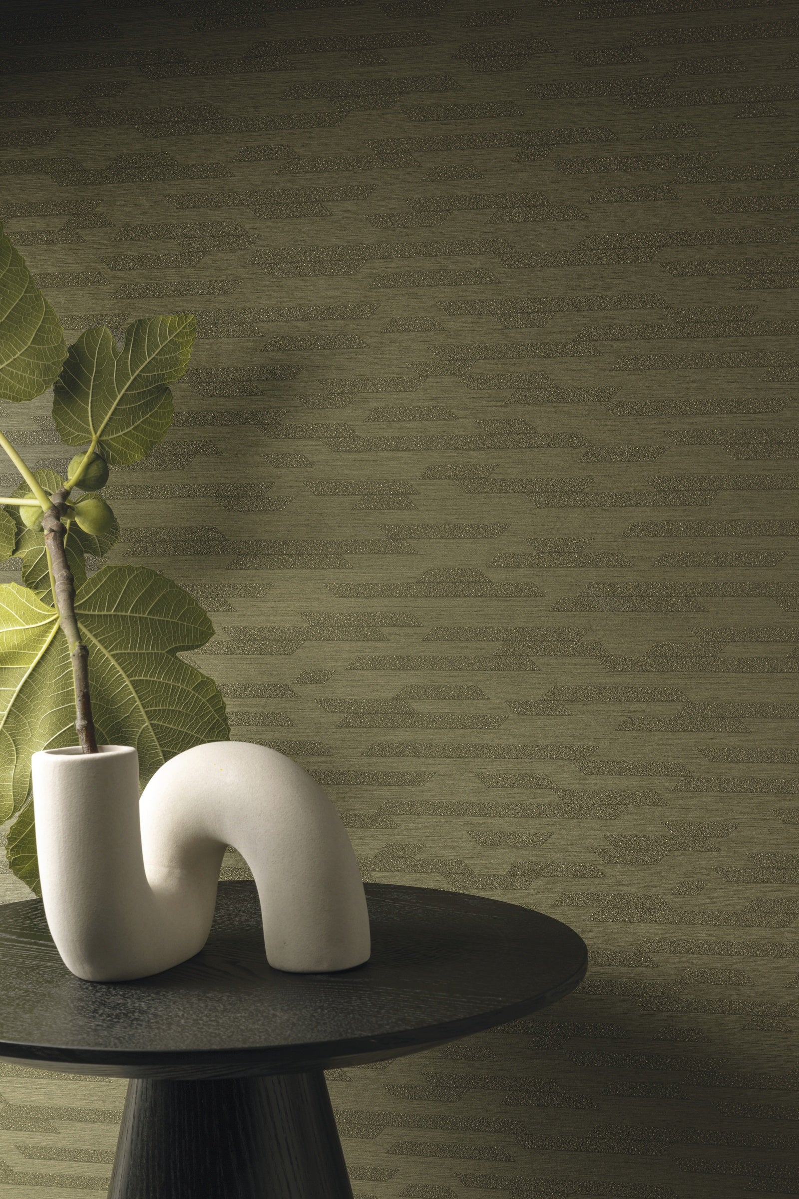 Hookedonwalls Ginkgo Maya 21922 behang sfeerbeeld