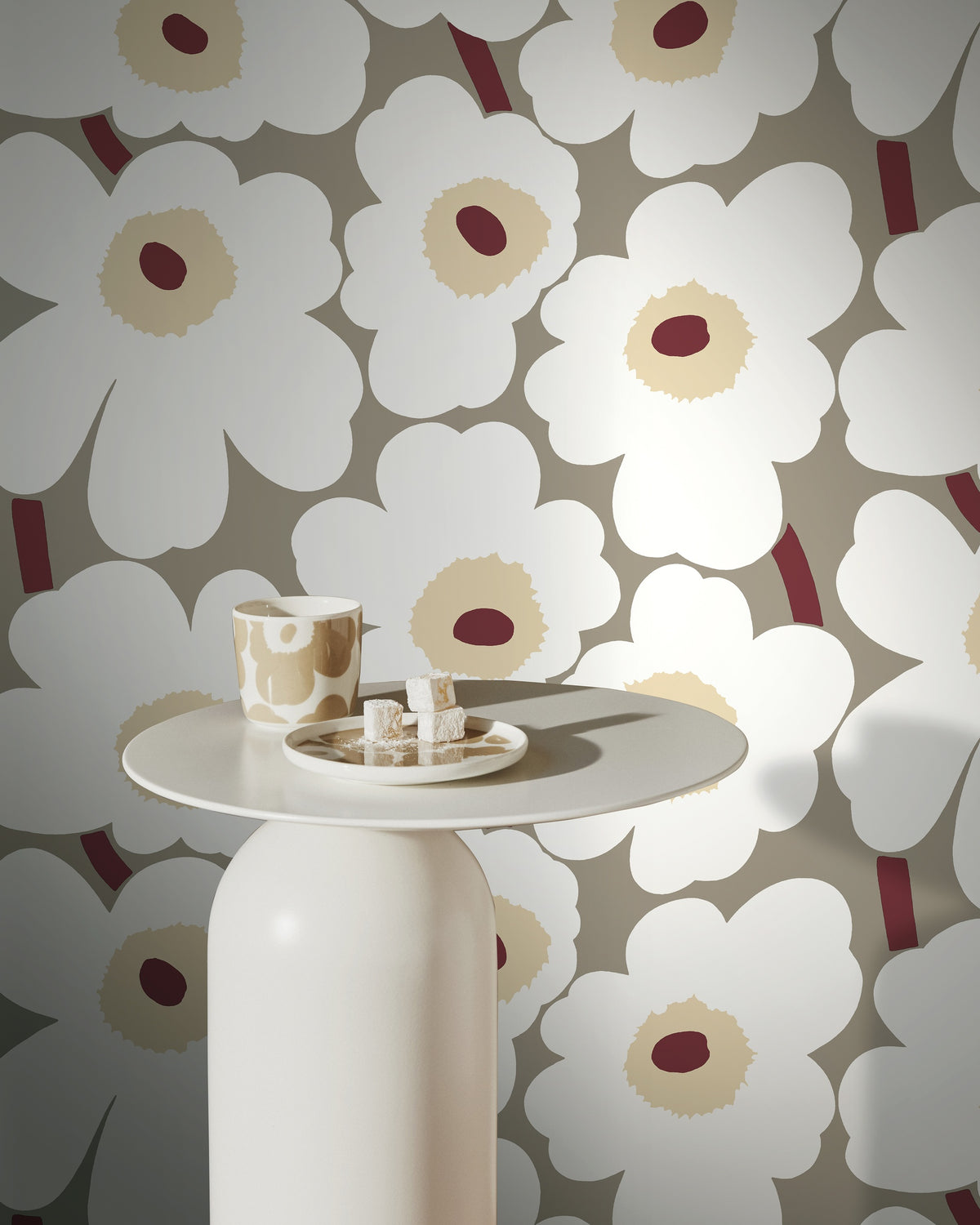Hookedonwalls Marimekko Volume 07 Unikko 25903 behang sfeerbeeld