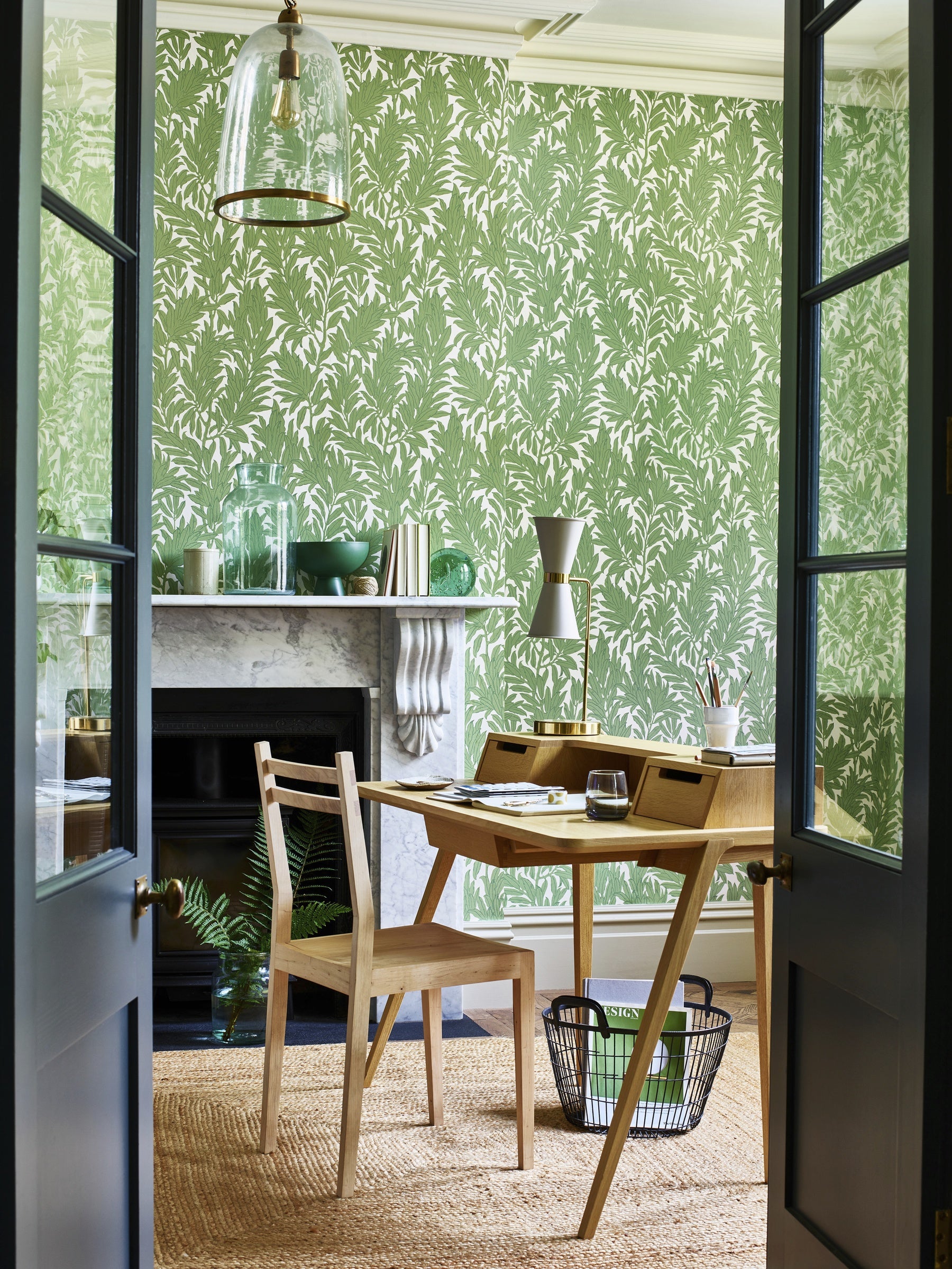 Hookedonwalls Young Traditionals Laurel Leaf 27830 behang sfeerbeeld