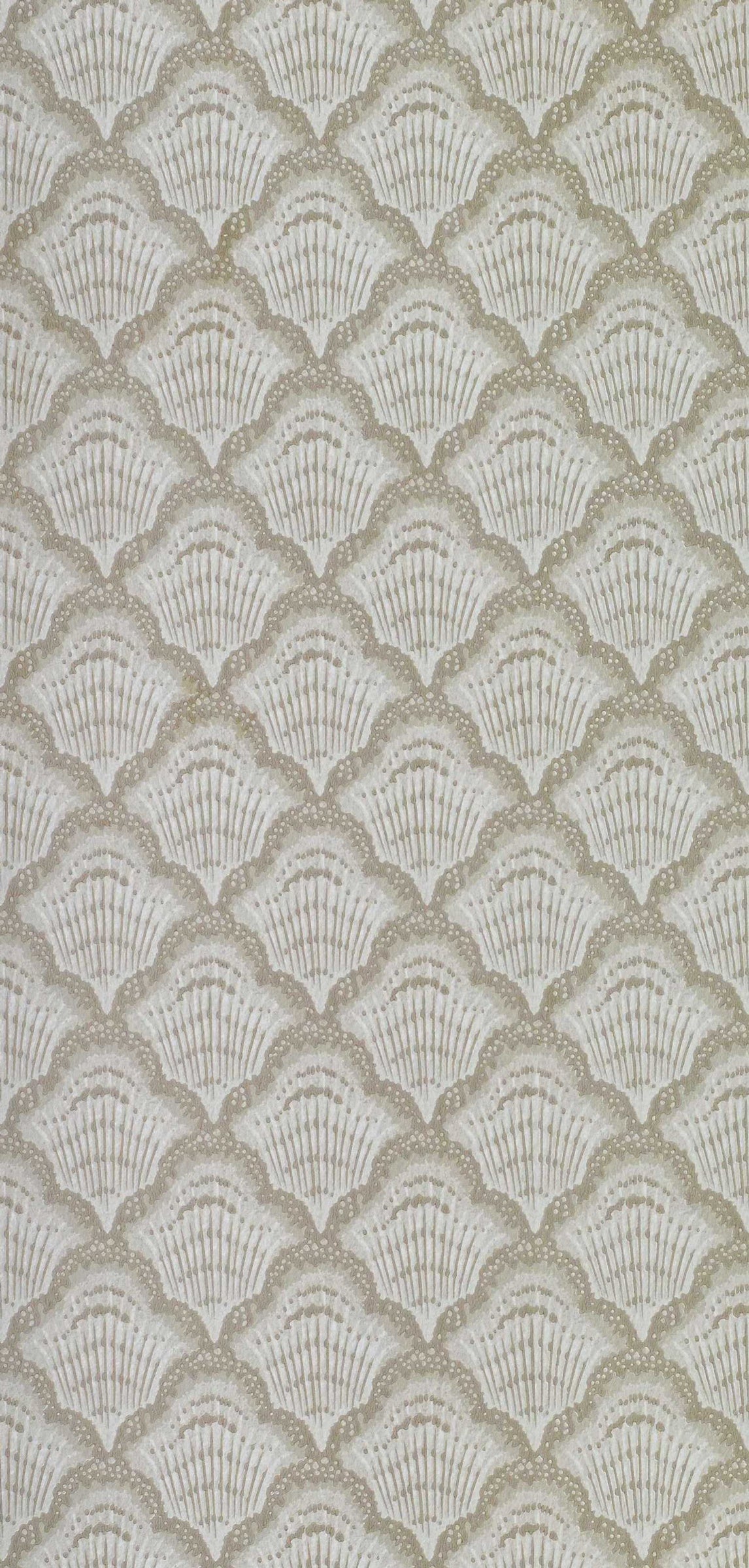 Hookedonwalls Young Traditionals Calico Shell 27840 behang