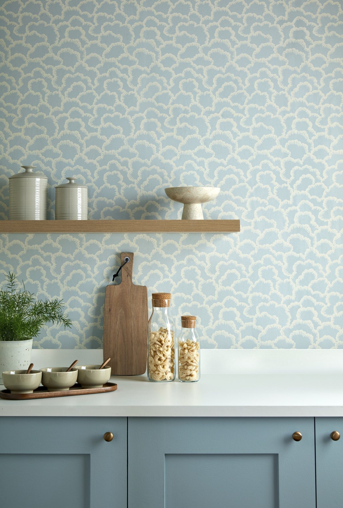 Hookedonwalls Soft Symmetry Cloud 68691 behang sfeerbeeld