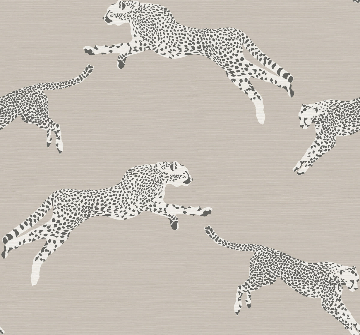 Hookedonwalls Scalamandre Leaping Cheetah JV26023 behang