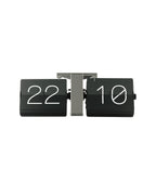 Karlsson flipklok Flip Clock No Case, zwart met chromen standaard, schuin aanzicht