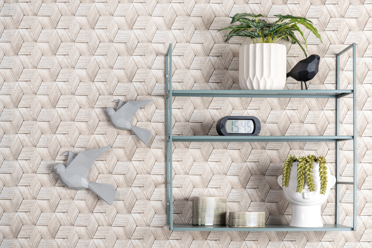 Karlsson wekker Gummy Rubberized, zwart, sfeerfoto: op wandrek met vogelbeeldjes en plant, display toont 15:45