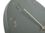Karlsson wandklok Charm, gegraveerde nummers, jungle groen, detail
