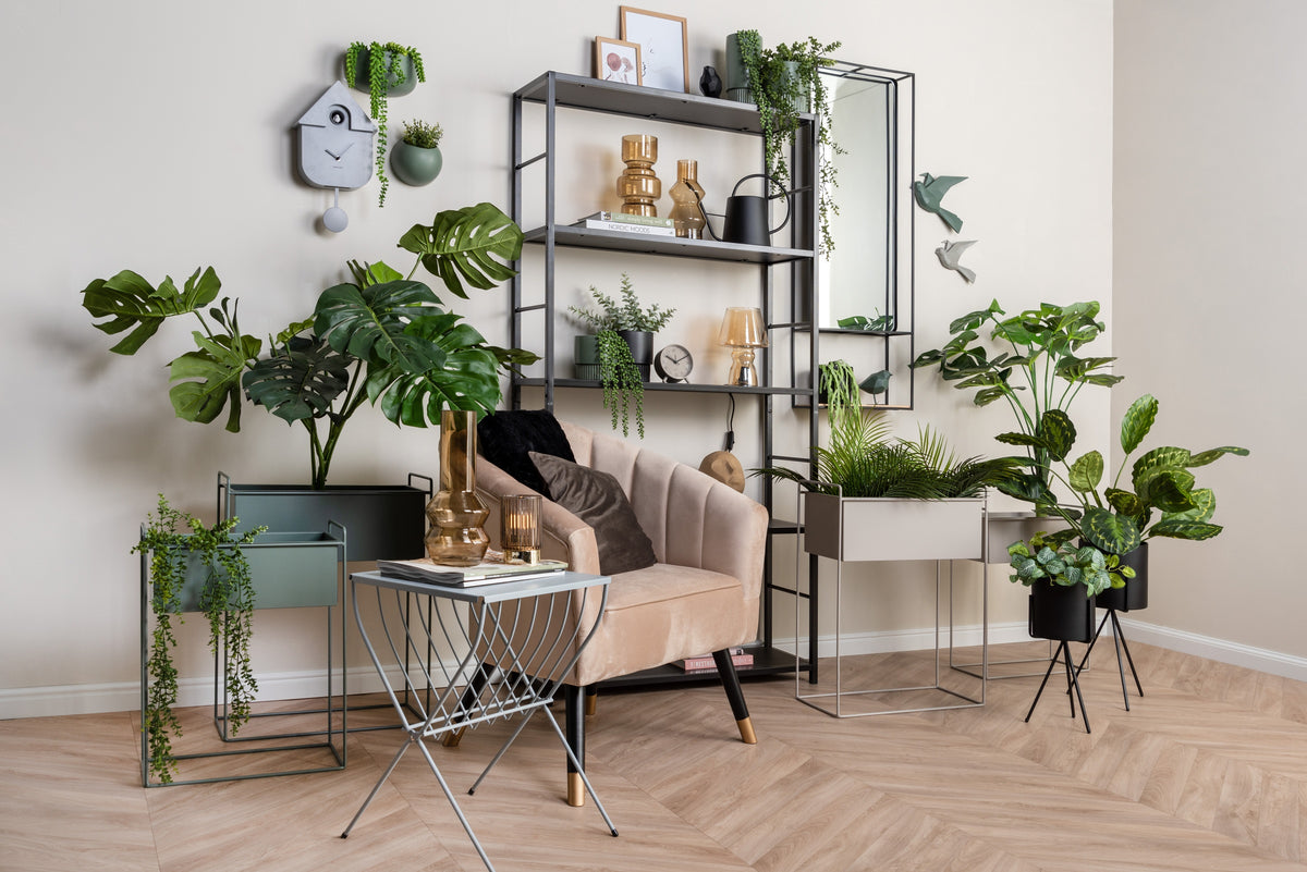 Karlsson koekoeksklok Modern Cuckoo, muisgrijs abs, sfeerfoto in interieur